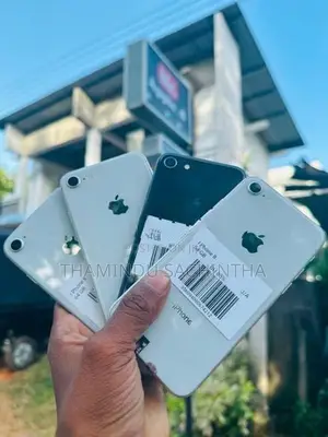 Apple iPhone 8 (Used)