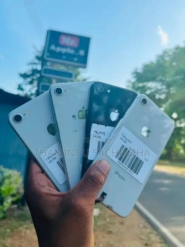 Apple iPhone 8 (Used)