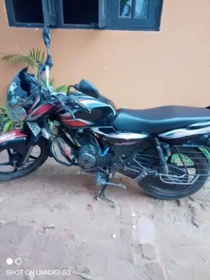 Bajaj Discover 2016