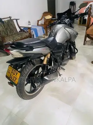 TVS Apache 2015