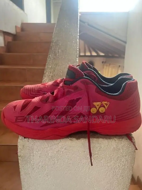 Yonex badminton shoes