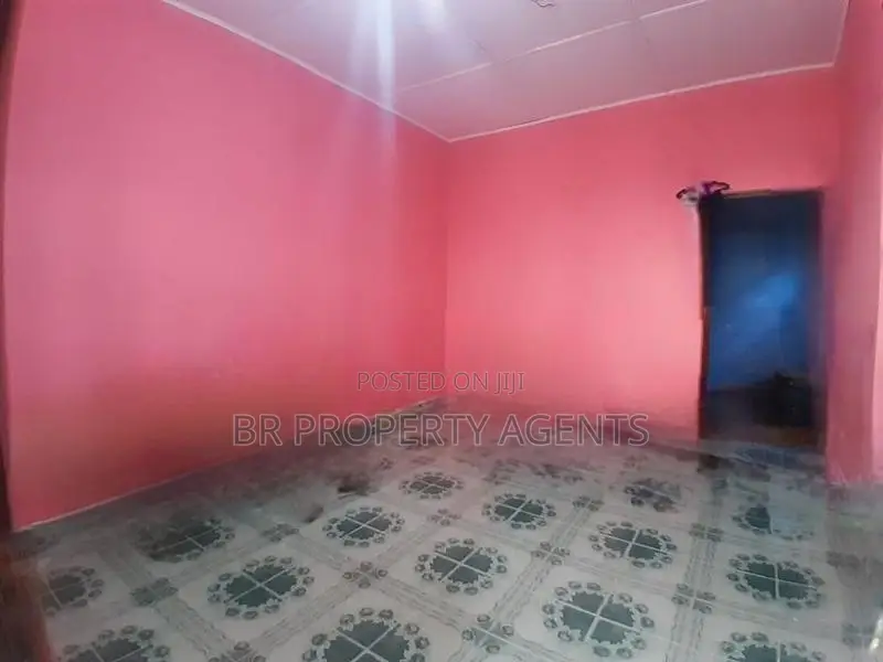 Single Storey House for Sale in Wellampitiya