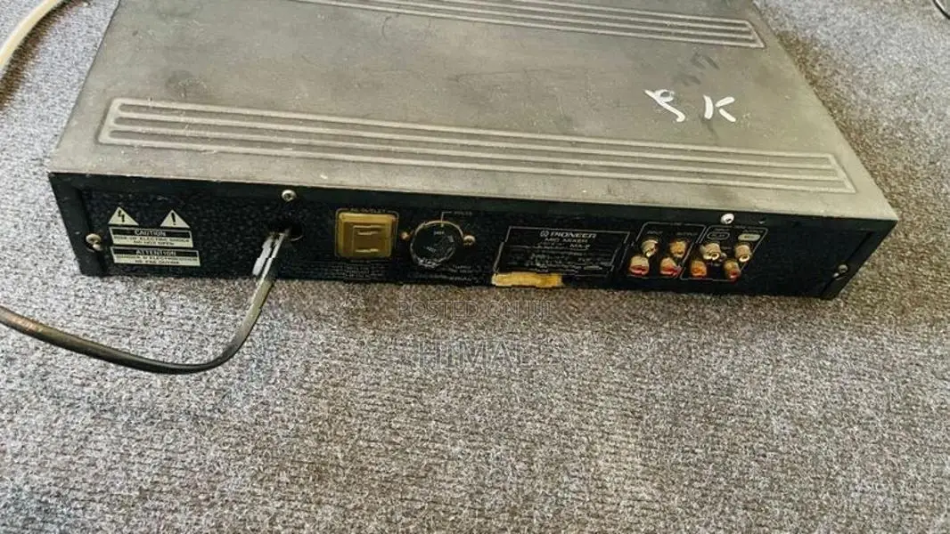 MA-9 Microphone Mixer