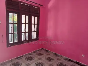 Single Storey House for Sale in Wellampitiya