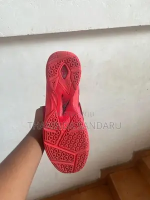 Yonex badminton shoes