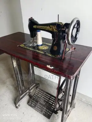 Singer Sewing Machine