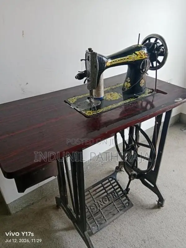 Singer Sewing Machine