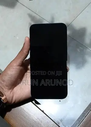 Apple iPhone 13 (Used)