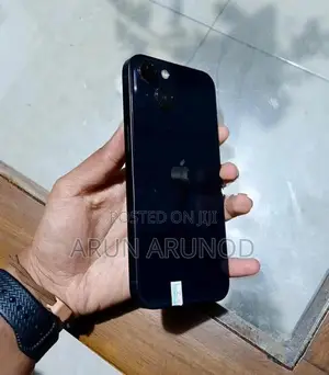 Apple iPhone 13 (Used)