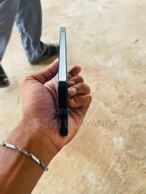Samsung Galaxy A06 (Used)