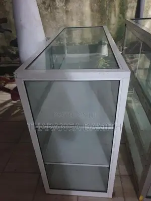 Aluminum Showcase