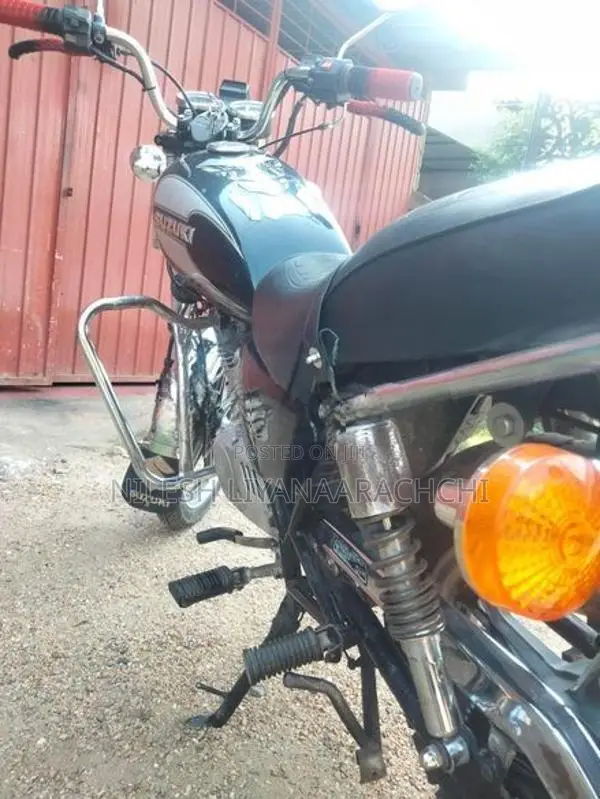 Suzuki GN 125 2014