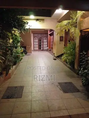 11BR separate 4 unit luxury house for sale in colo 6 w.a silva mawata