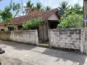 Land with House for Sale in Wattala