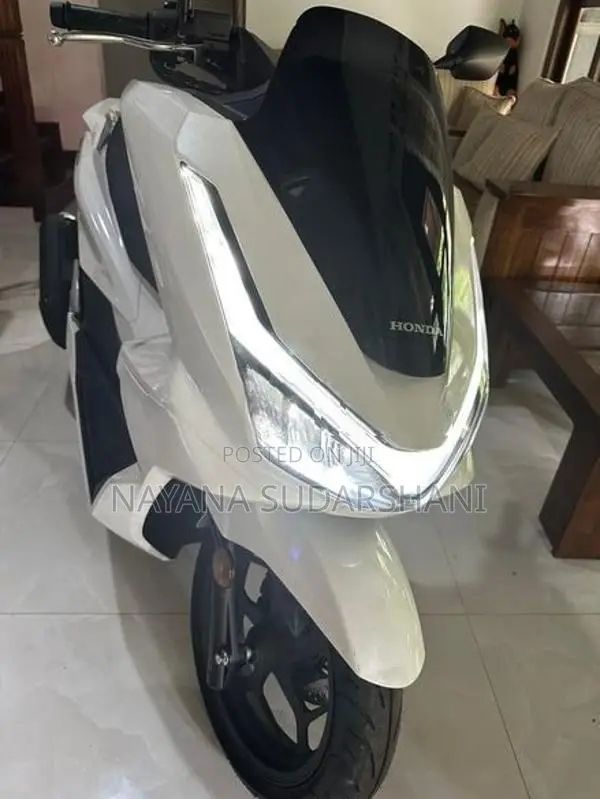 Honda PCX 2025