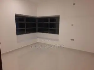 Apartment For Sale in Colombo 6