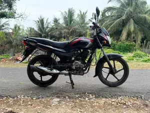 Bajaj Platina 100 2016