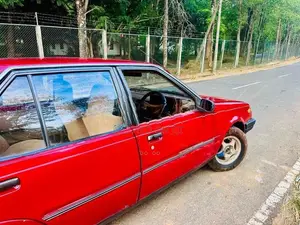 Nissan Sunny B11 1988