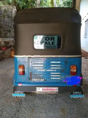 Bajaj RE 2010