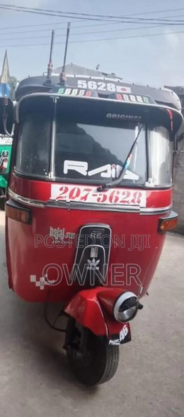 Bajaj RE 1999
