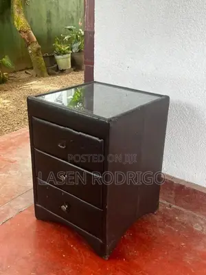 3 DRAWER NIGHT STAND