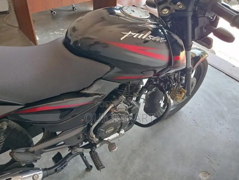 Bajaj Pulsar 150 2018