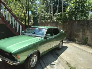 Datsun Classic Saloon 1975