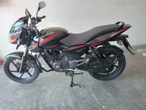Bajaj Pulsar 150 2018