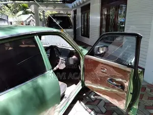 Datsun Classic Saloon 1975