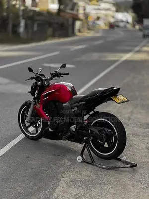 Yamaha FZS V1 2012