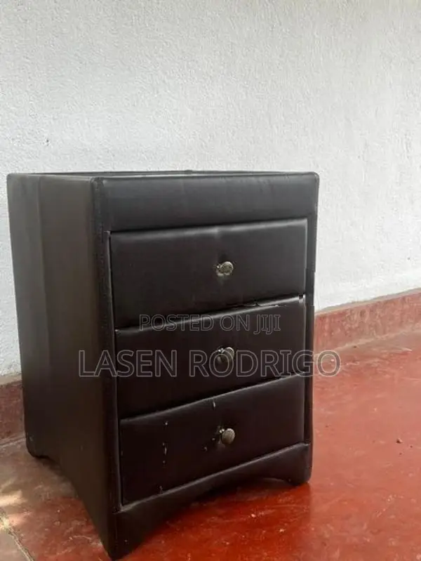 3 DRAWER NIGHT STAND