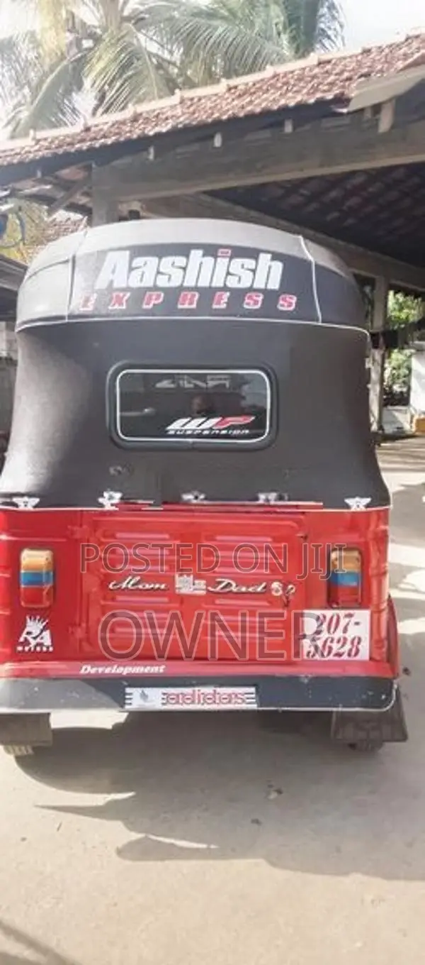 Bajaj RE 1999