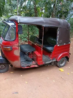 Bajaj RE 2003