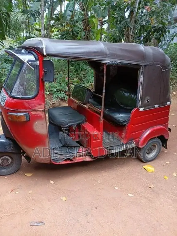 Bajaj RE 2003