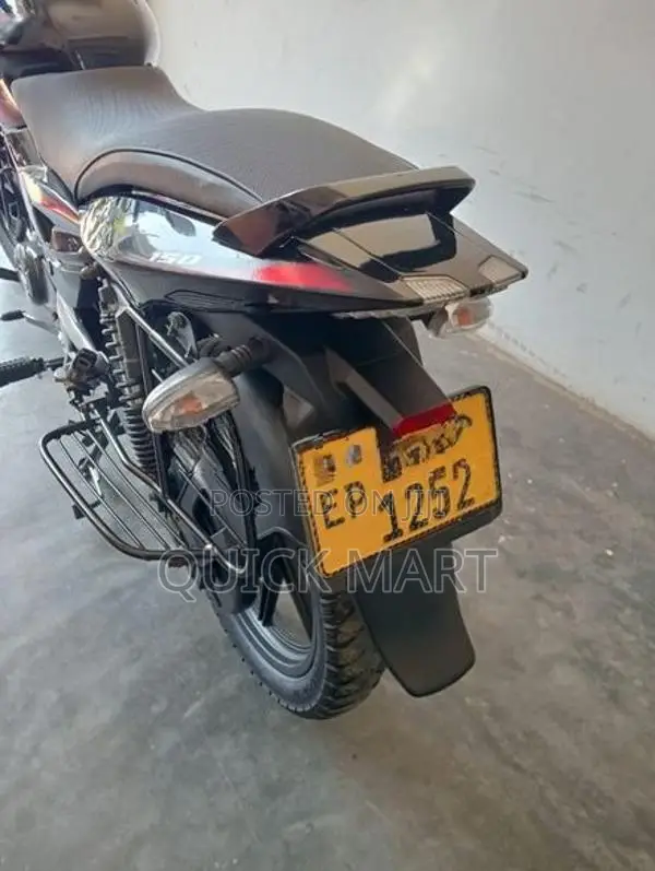 Bajaj Pulsar 150 2018