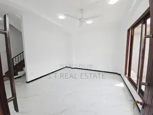 Newly Build Luxury 3 Storey House for Sale in Kottawa