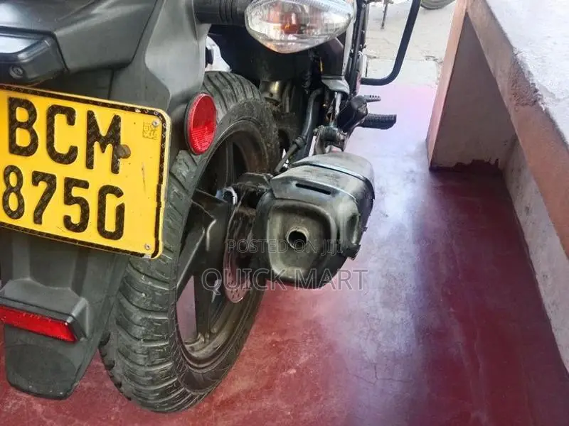 Honda CB Trigger 2016