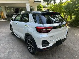 Toyota Raize Hybrid Z Grade BSM 2026