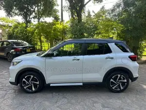 Toyota Raize Hybrid Z Grade BSM 2026