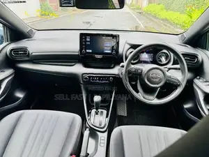 Toyota Yaris G Led Safety Highest 2023