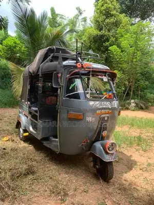 Bajaj RE 2 Storke 2003