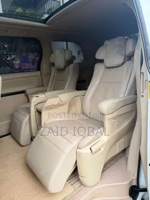 Toyota Vellfire Hybrid 2012