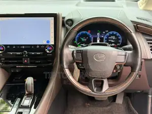 Toyota Alphard Executive Lounge 2024