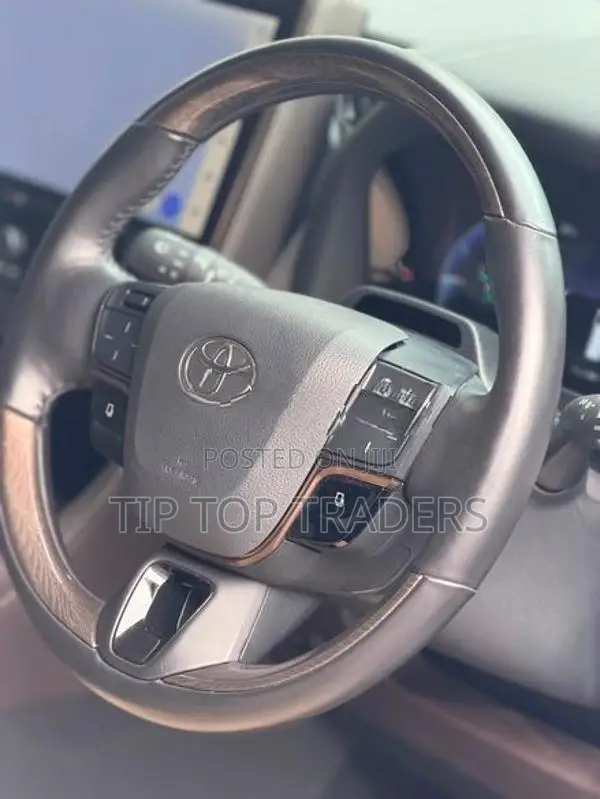 Toyota Alphard Executive Lounge 2024