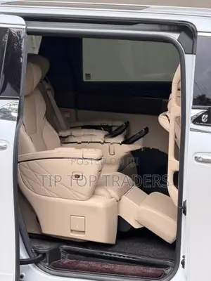 Toyota Alphard Executive Lounge 2024
