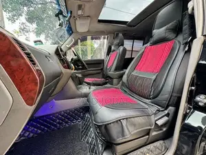 Mitsubishi Montero V73 2004
