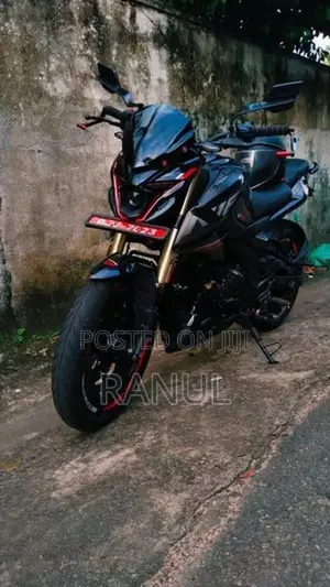 Bajaj Pulsar N160 2025