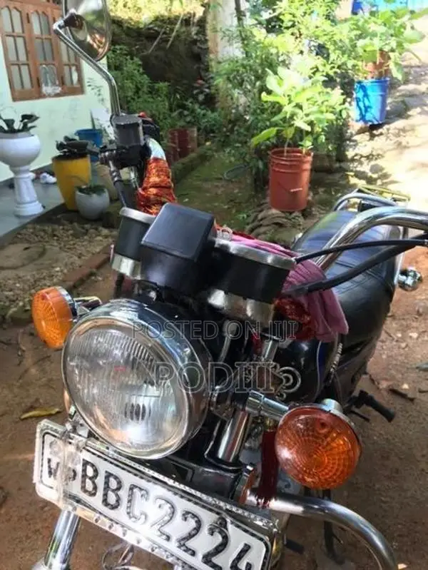 Suzuki GN 125 2014