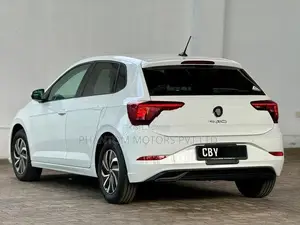 Volkswagen Polo Hights Grade 2023