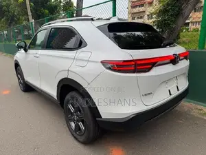 Honda Vezel X HUNT 2025